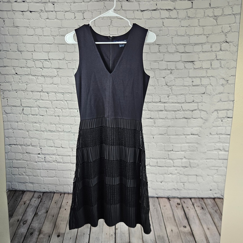French Connection Black V-Neck Pleated Mesh Fit & Flare Dress Size 4 71HFC